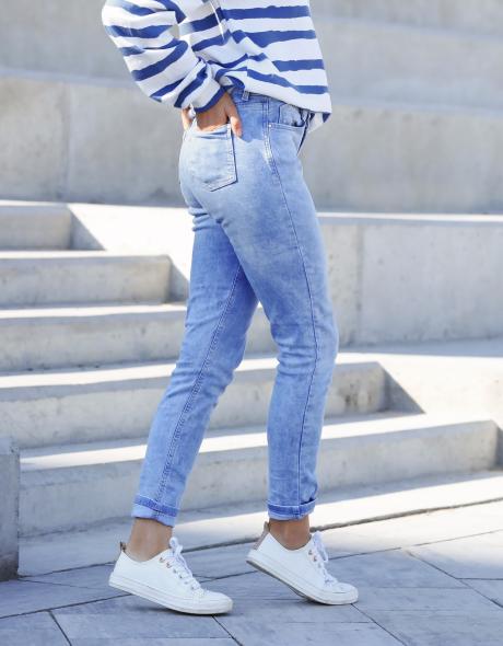 main of 7 Best Jean Brands for Every Kind of Style